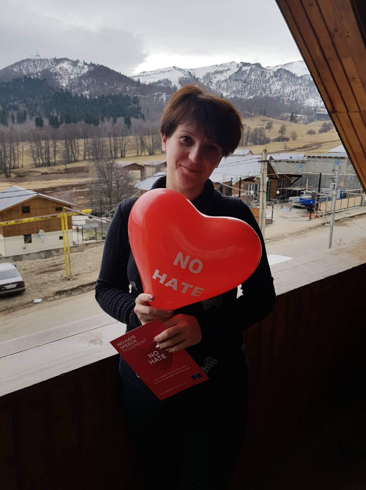 received 1474184106058785