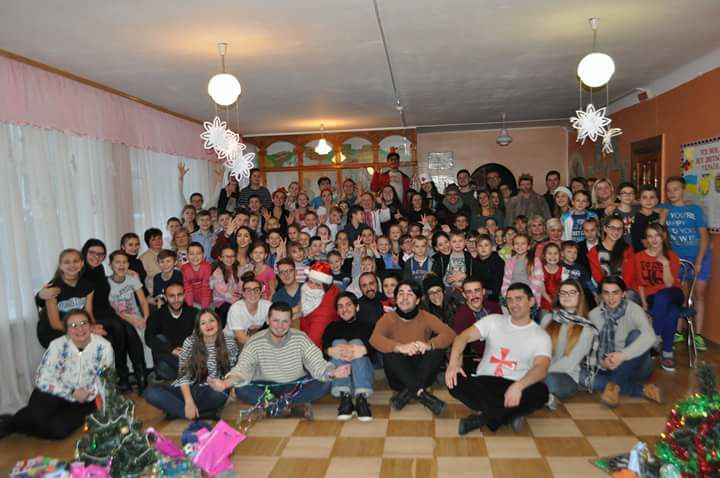 27591888 1410429619066211 1758540907 n